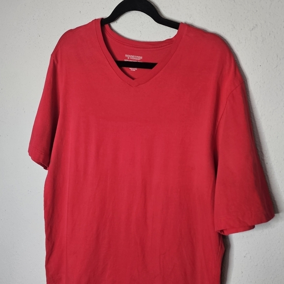 Roundtree & Yorke Red V Neck Short Sleeve T Shirt Mens Unisex Size‎ M Medium - Picture 5 of 6